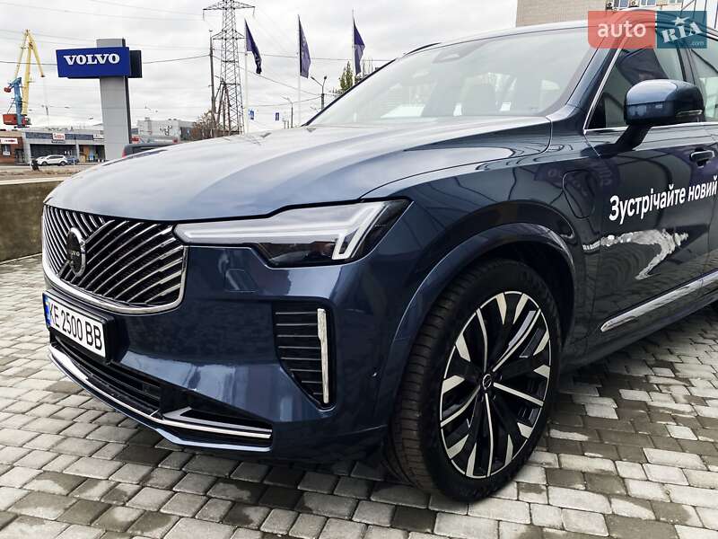 Внедорожник / Кроссовер Volvo XC90 2025 в Днепре фото 4 Внедорожник / Кроссовер Volvo XC90 2025 в Днепре
