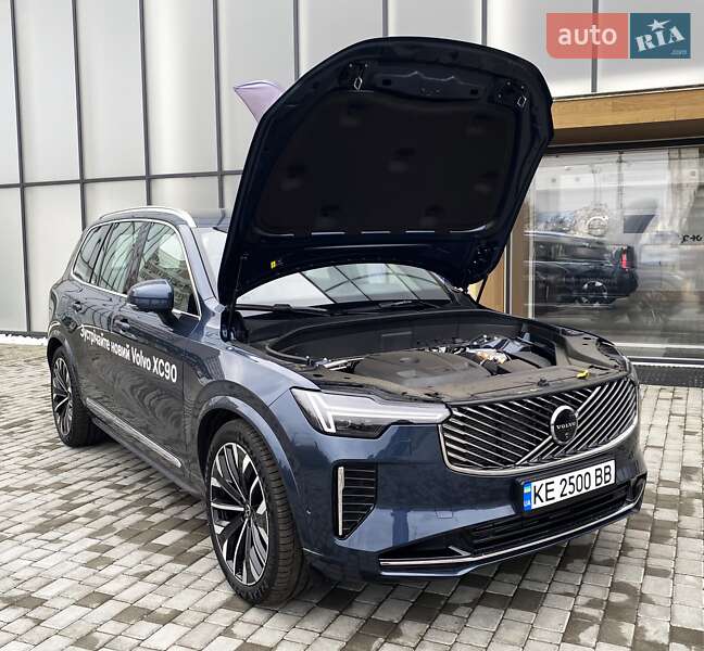 Внедорожник / Кроссовер Volvo XC90 2025 в Днепре фото 47 Внедорожник / Кроссовер Volvo XC90 2025 в Днепре