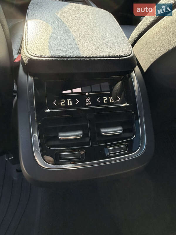 Внедорожник / Кроссовер Volvo XC90 2015 в Одессе