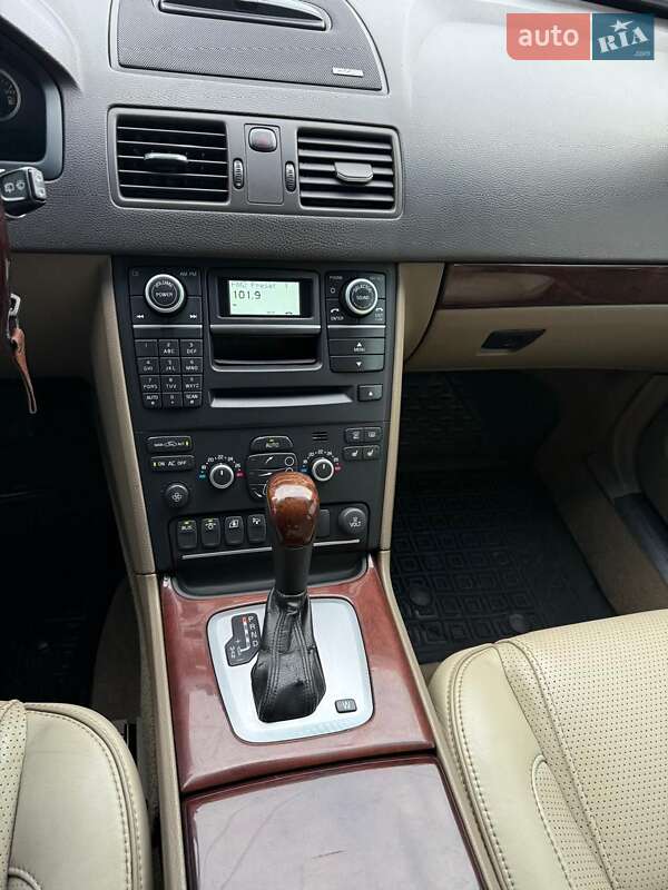 Внедорожник / Кроссовер Volvo XC90 2014 в Хусте фото 19 Внедорожник / Кроссовер Volvo XC90 2014 в Хусте