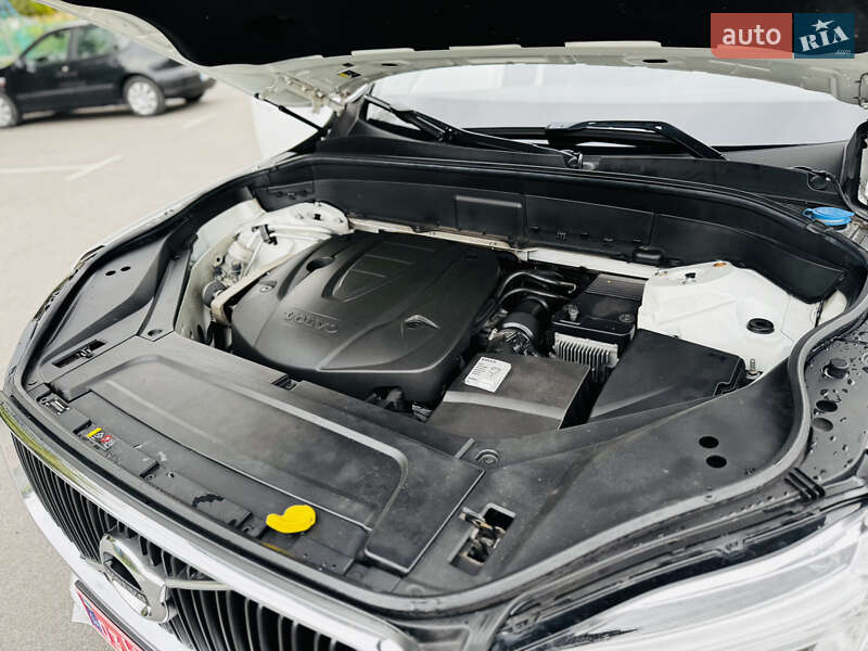 Внедорожник / Кроссовер Volvo XC90 2017 в Здолбунове