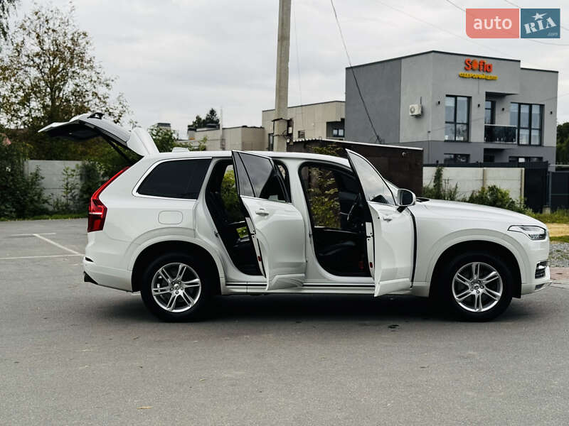 Внедорожник / Кроссовер Volvo XC90 2017 в Здолбунове