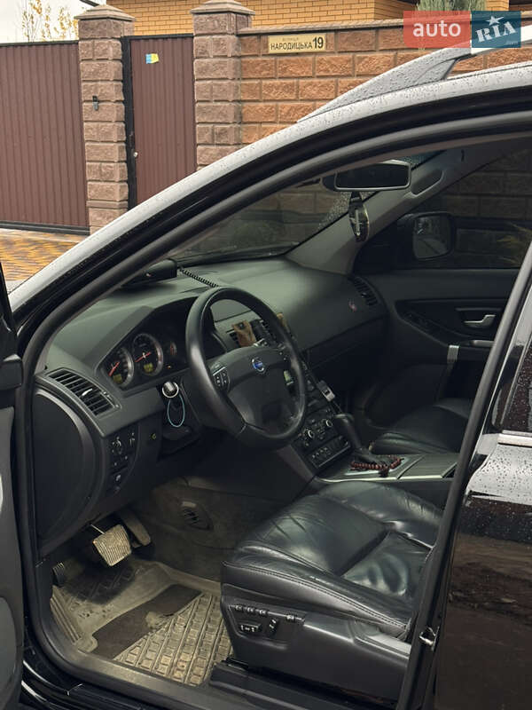 Позашляховик / Кросовер Volvo XC90 2009 в Житомирі