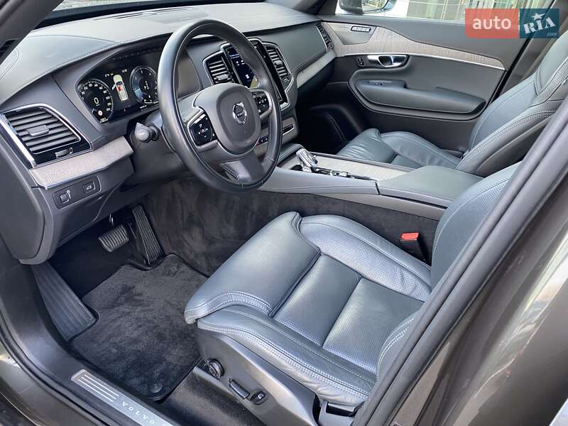 Позашляховик / Кросовер Volvo XC90 2021 в Києві фото 15 Позашляховик / Кросовер Volvo XC90 2021 в Києві