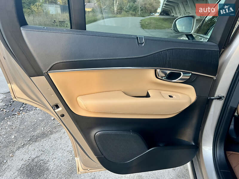 Позашляховик / Кросовер Volvo XC90 2023 в Києві фото 42 Позашляховик / Кросовер Volvo XC90 2023 в Києві