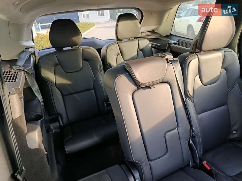 Внедорожник / Кроссовер Volvo XC90 2024 в Киеве
