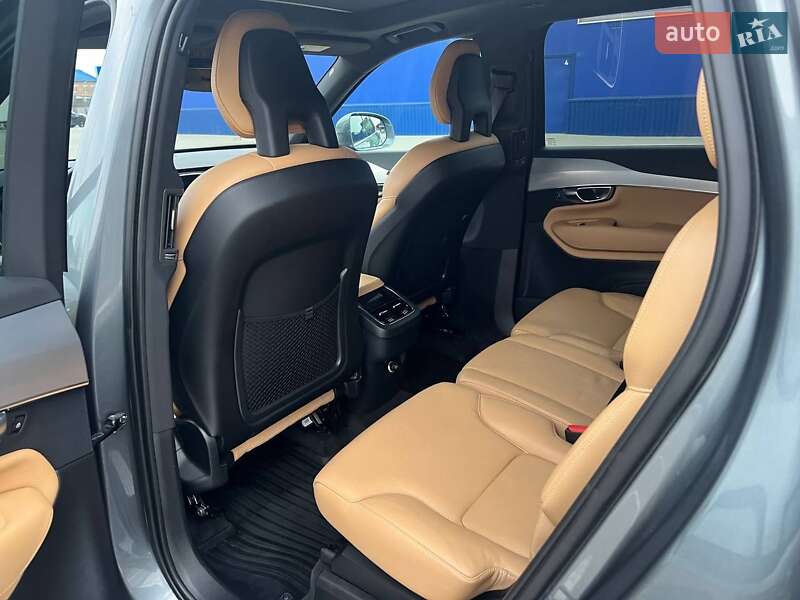 Внедорожник / Кроссовер Volvo XC90 2017 в Тернополе