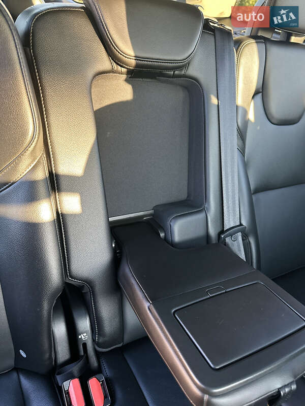 Внедорожник / Кроссовер Volvo XC90 2019 в Дрогобыче