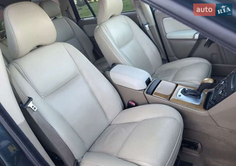 Внедорожник / Кроссовер Volvo XC90 2002 в Василькове