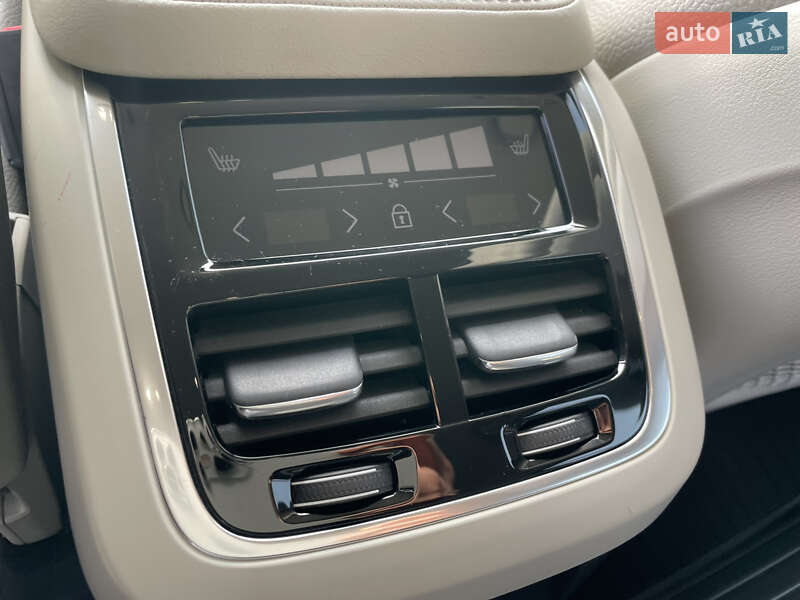 Внедорожник / Кроссовер Volvo XC90 2023 в Днепре