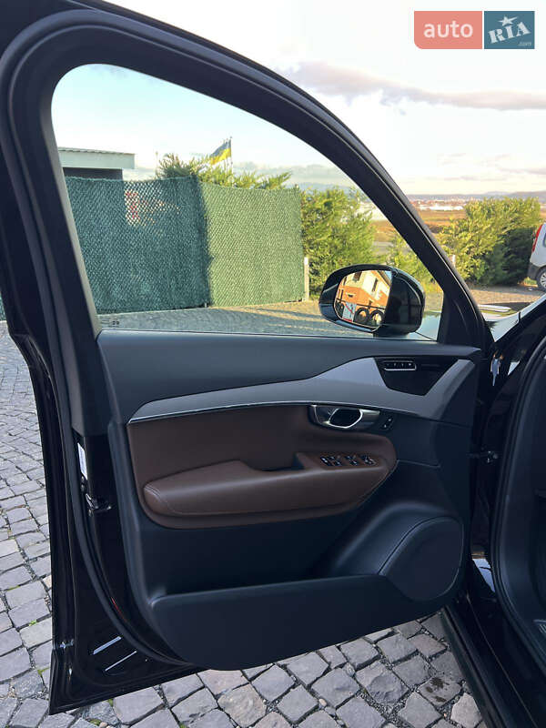 Внедорожник / Кроссовер Volvo XC90 2020 в Ужгороде