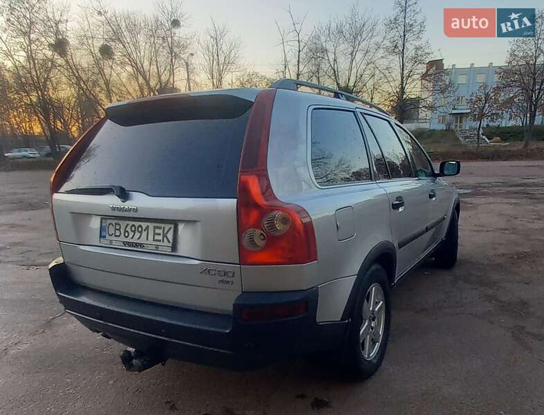 Внедорожник / Кроссовер Volvo XC90 2004 в Чернигове