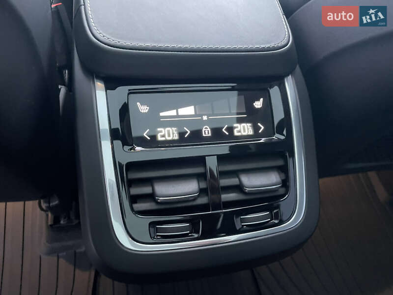 Внедорожник / Кроссовер Volvo XC90 2020 в Днепре фото 49 Внедорожник / Кроссовер Volvo XC90 2020 в Днепре