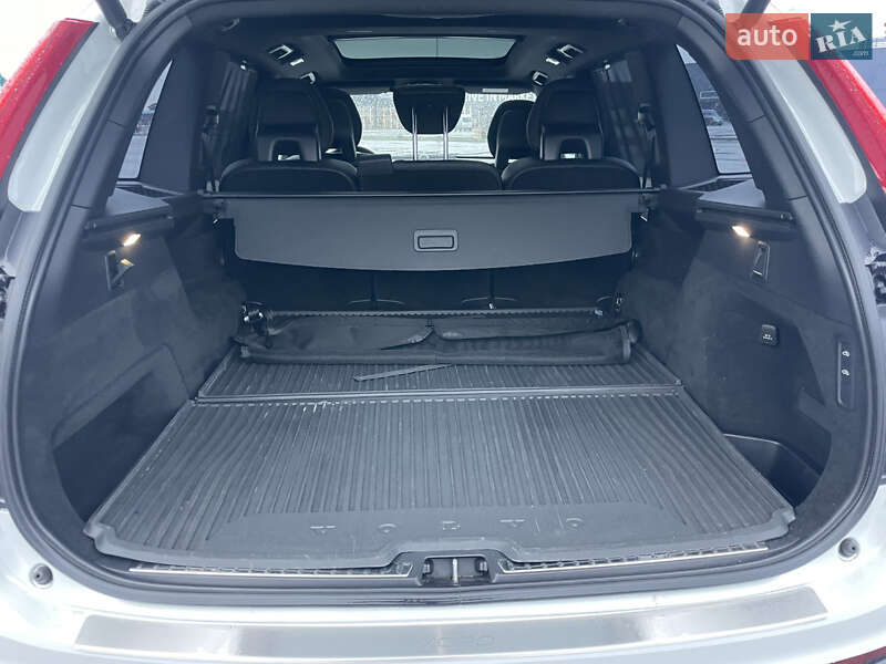 Внедорожник / Кроссовер Volvo XC90 2020 в Днепре фото 62 Внедорожник / Кроссовер Volvo XC90 2020 в Днепре