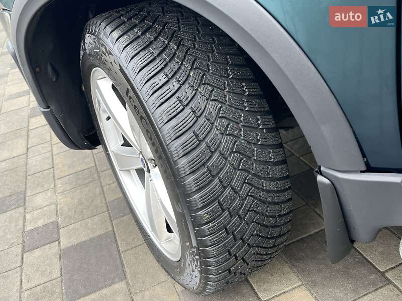 Внедорожник / Кроссовер Volvo XC90 2003 в Харькове