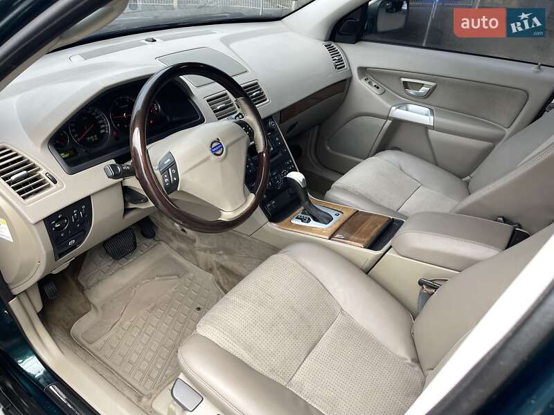Внедорожник / Кроссовер Volvo XC90 2003 в Харькове