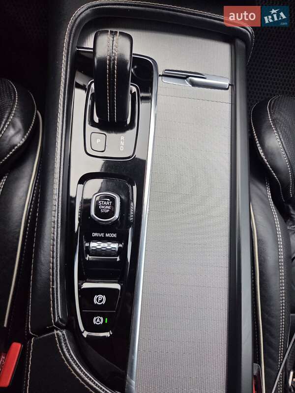 Внедорожник / Кроссовер Volvo XC90 2020 в Киеве фото 40 Внедорожник / Кроссовер Volvo XC90 2020 в Киеве