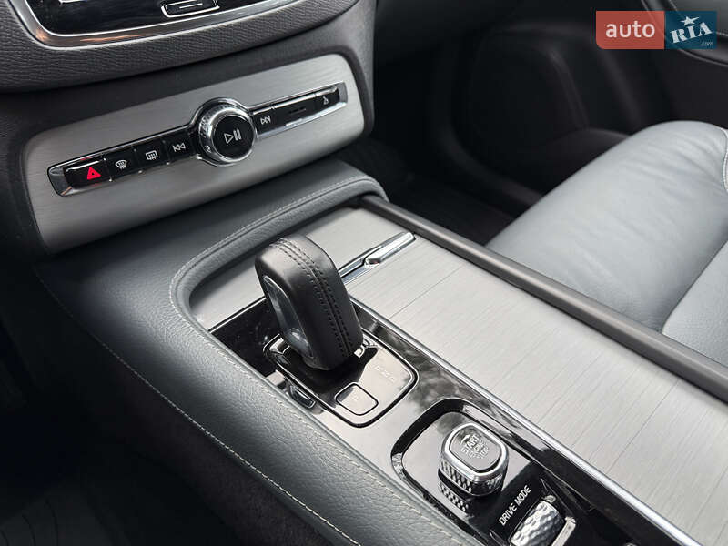Внедорожник / Кроссовер Volvo XC90 2020 в Киеве фото 111 Внедорожник / Кроссовер Volvo XC90 2020 в Киеве