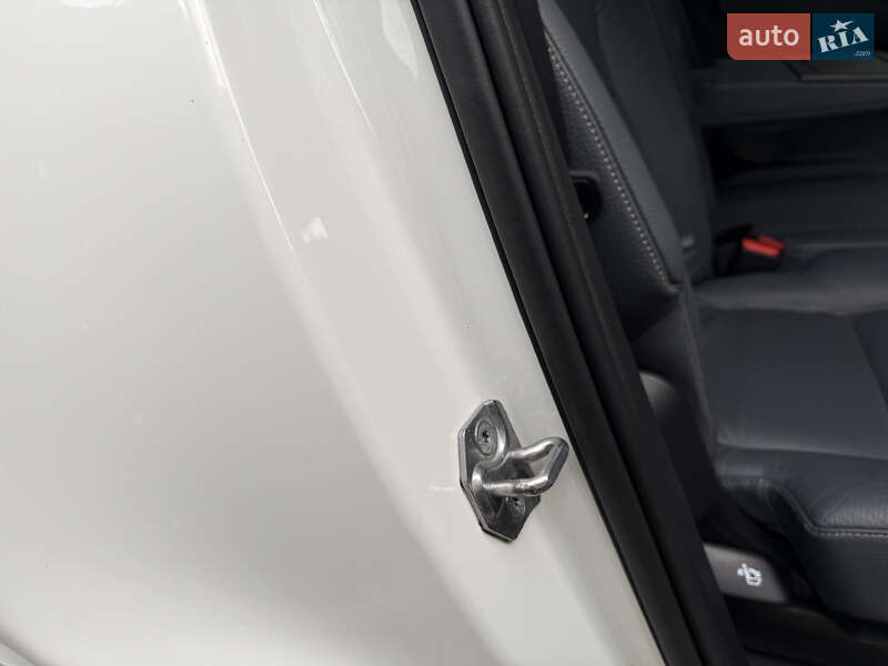 Внедорожник / Кроссовер Volvo XC90 2020 в Киеве фото 153 Внедорожник / Кроссовер Volvo XC90 2020 в Киеве