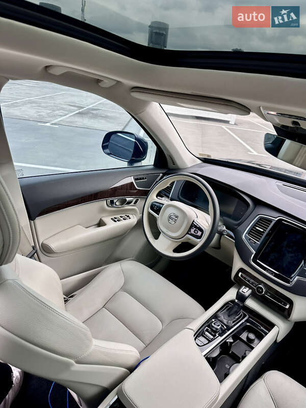 Позашляховик / Кросовер Volvo XC90 2019 в Києві фото 7 Позашляховик / Кросовер Volvo XC90 2019 в Києві