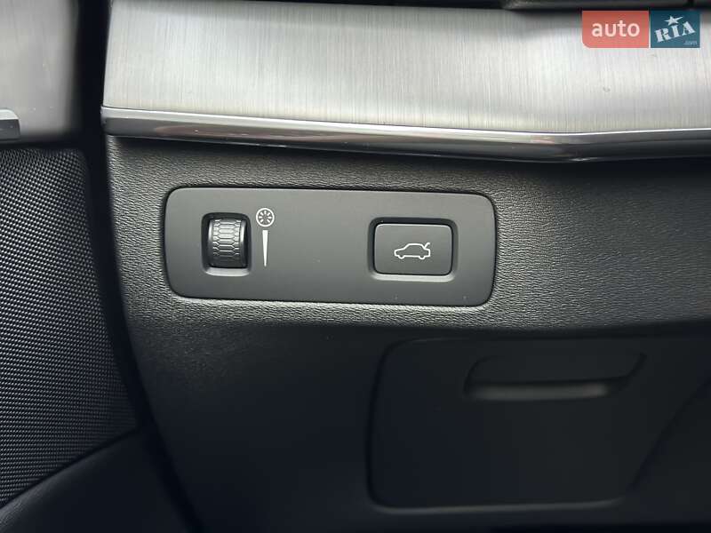 Внедорожник / Кроссовер Volvo XC90 2019 в Киеве фото 26 Внедорожник / Кроссовер Volvo XC90 2019 в Киеве