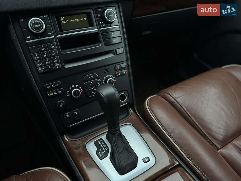 Внедорожник / Кроссовер Volvo XC90 2013 в Луцке