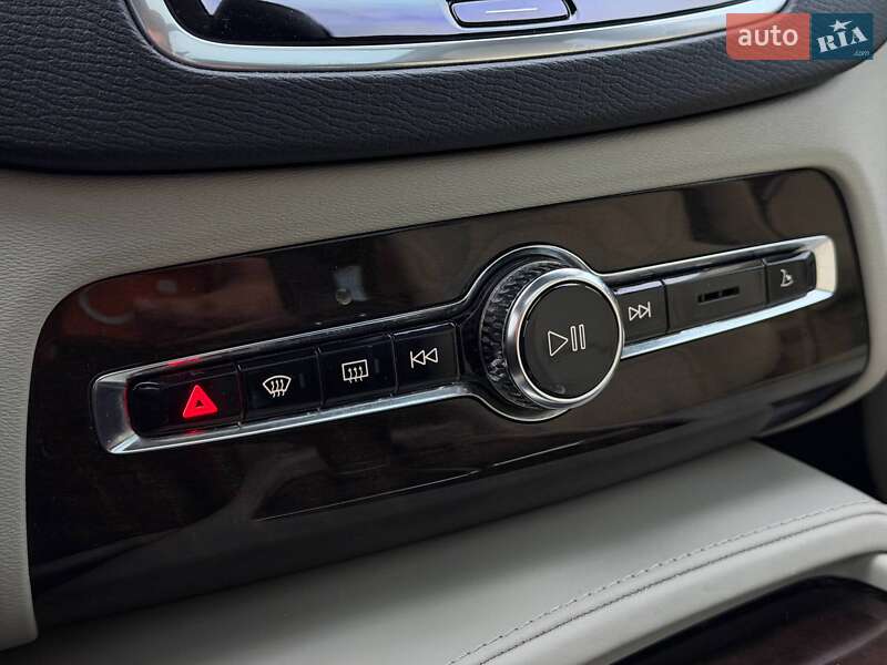 Внедорожник / Кроссовер Volvo XC90 2016 в Кривом Роге