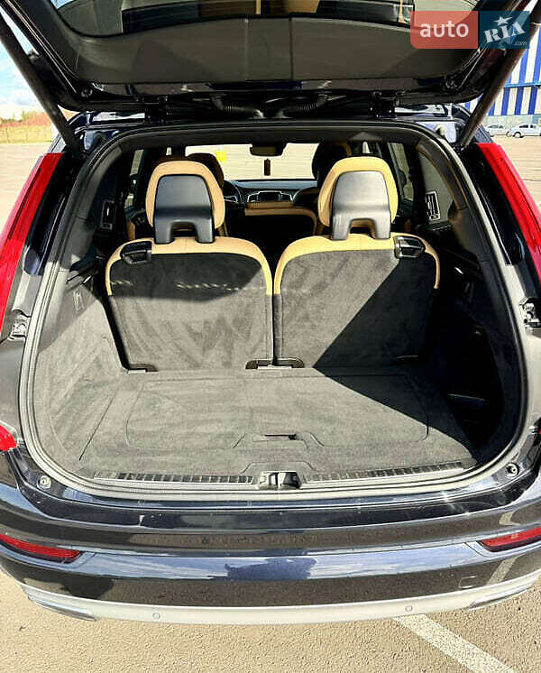 Внедорожник / Кроссовер Volvo XC90 2016 в Киеве