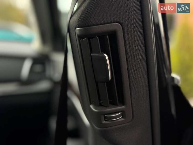 Позашляховик / Кросовер Volvo XC90 2015 в Рівному