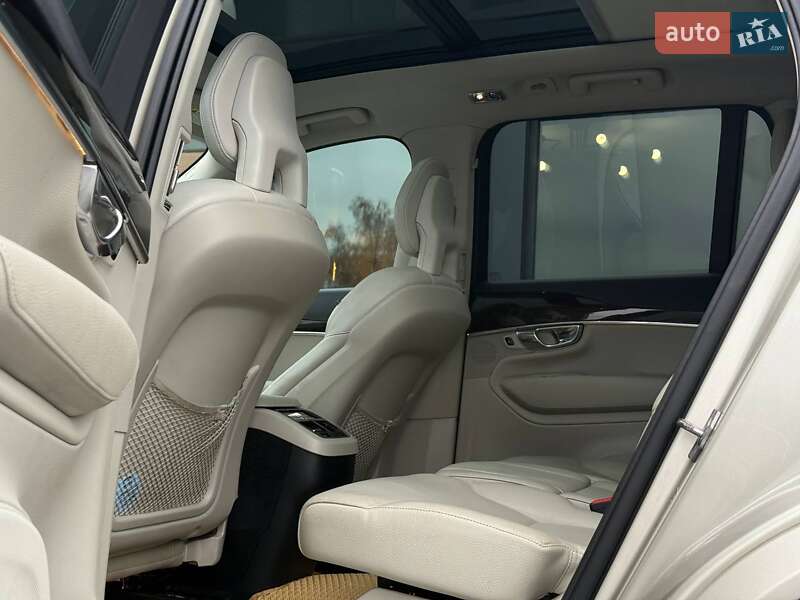 Позашляховик / Кросовер Volvo XC90 2016 в Рівному