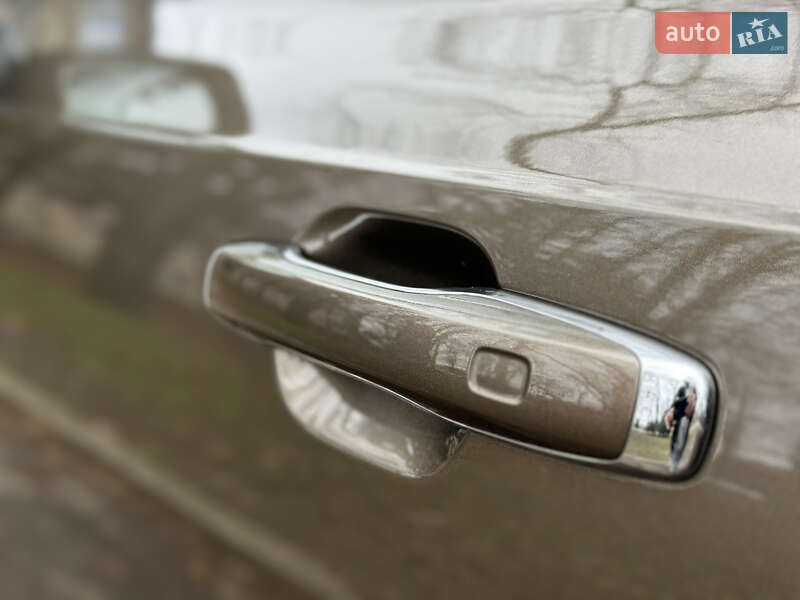 Внедорожник / Кроссовер Volvo XC90 2017 в Киеве