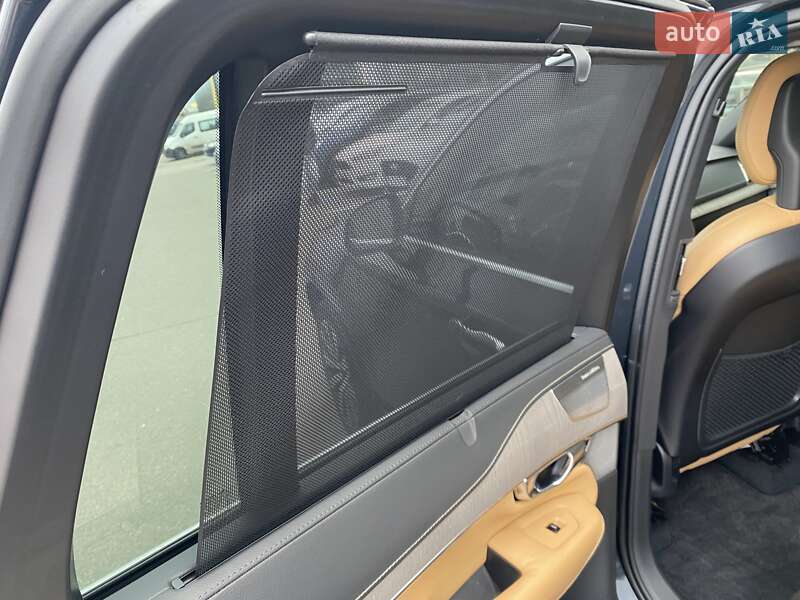 Позашляховик / Кросовер Volvo XC90 2019 в Києві