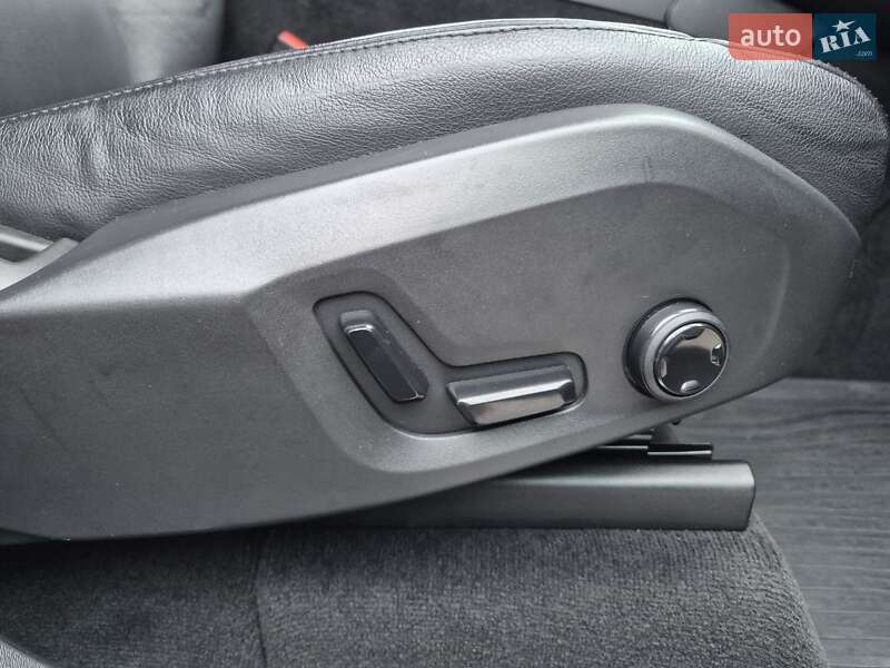 Внедорожник / Кроссовер Volvo XC90 2017 в Владимире