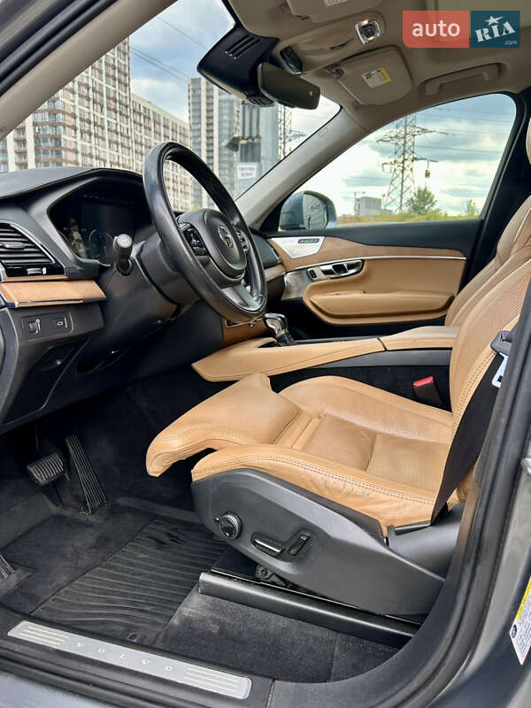 Позашляховик / Кросовер Volvo XC90 2015 в Києві