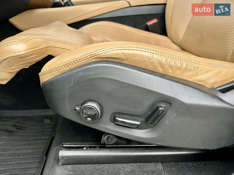 Позашляховик / Кросовер Volvo XC90 2015 в Києві