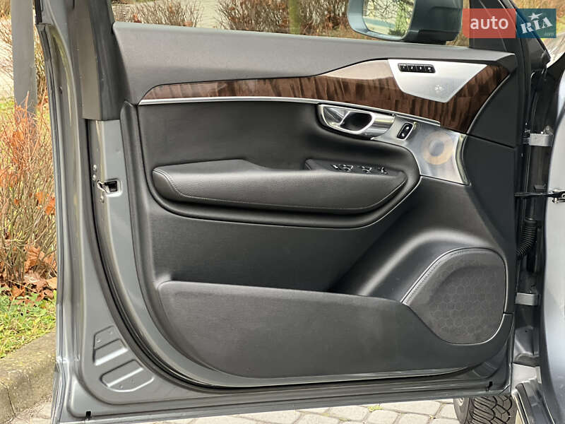 Внедорожник / Кроссовер Volvo XC90 2016 в Ивано-Франковске