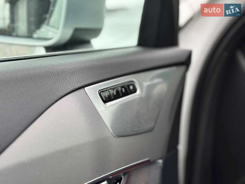 Внедорожник / Кроссовер Volvo XC90 2018 в Харькове