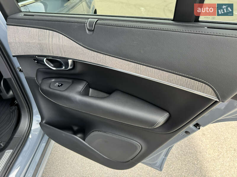 Позашляховик / Кросовер Volvo XC90 2022 в Києві фото 43 Позашляховик / Кросовер Volvo XC90 2022 в Києві