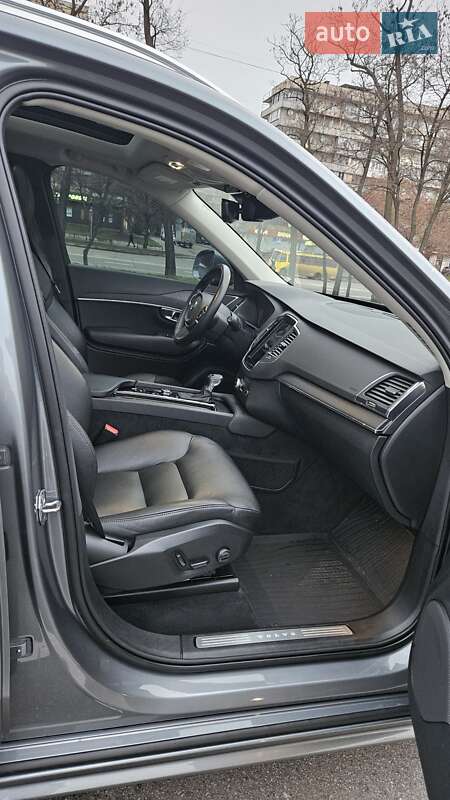 Позашляховик / Кросовер Volvo XC90 2020 в Києві