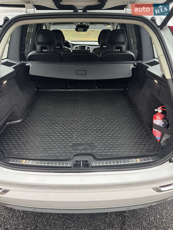 Внедорожник / Кроссовер Volvo XC90 2015 в Виннице фото 12 Внедорожник / Кроссовер Volvo XC90 2015 в Виннице