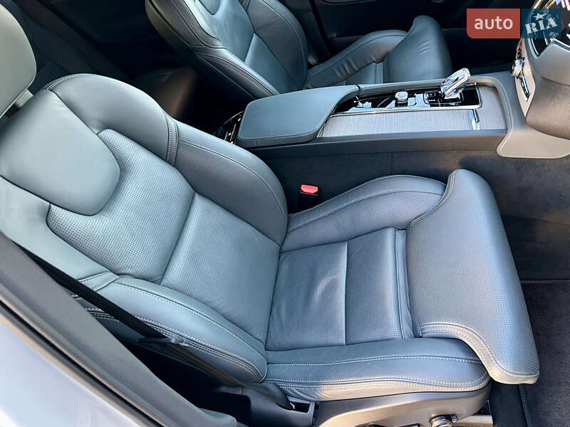 Внедорожник / Кроссовер Volvo XC90 2021 в Киеве фото 50 Внедорожник / Кроссовер Volvo XC90 2021 в Киеве