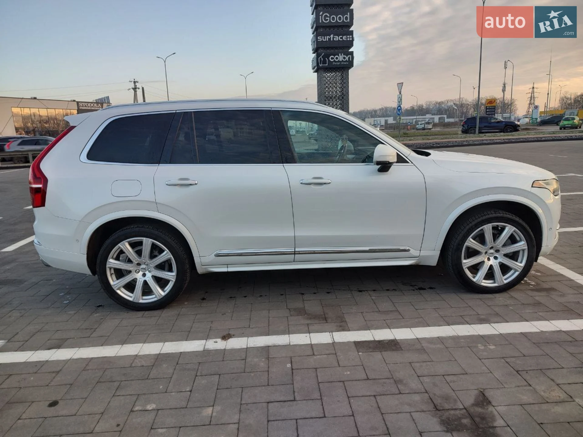2016 Volvo XC90 - мініатюра 10