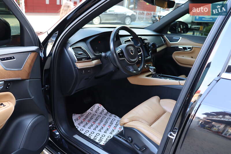 Внедорожник / Кроссовер Volvo XC90 2017 в Львове