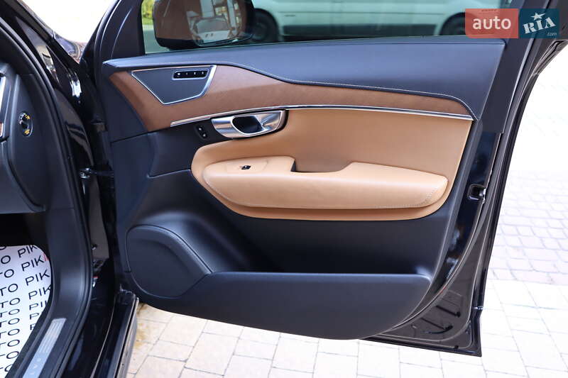 Внедорожник / Кроссовер Volvo XC90 2017 в Львове