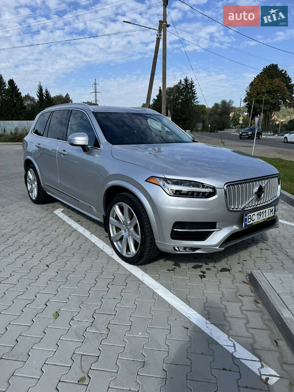 Volvo XC90 2019