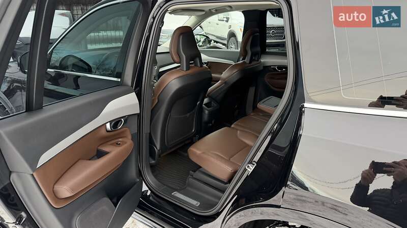 Позашляховик / Кросовер Volvo XC90 2019 в Києві фото 23 Позашляховик / Кросовер Volvo XC90 2019 в Києві
