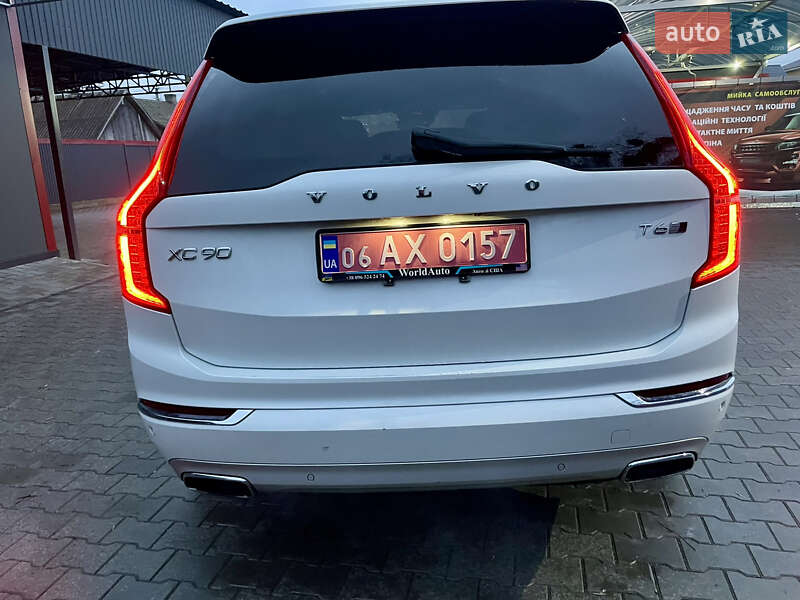 Внедорожник / Кроссовер Volvo XC90 2017 в Полонном