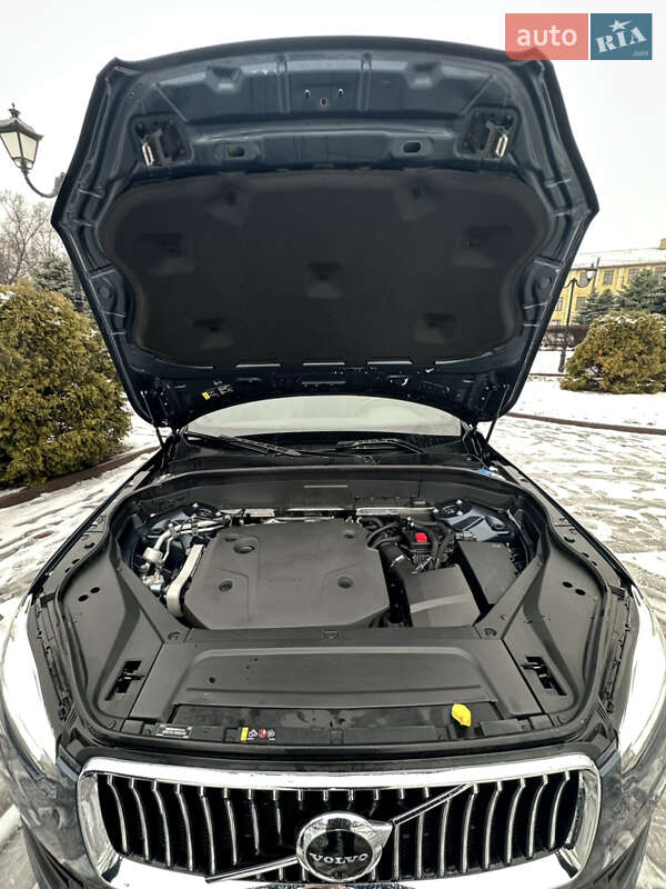 Позашляховик / Кросовер Volvo XC90 2020 в Дніпрі фото 48 Позашляховик / Кросовер Volvo XC90 2020 в Дніпрі
