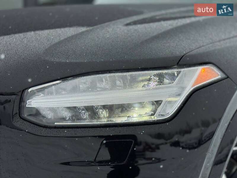 Внедорожник / Кроссовер Volvo XC90 2018 в Ровно