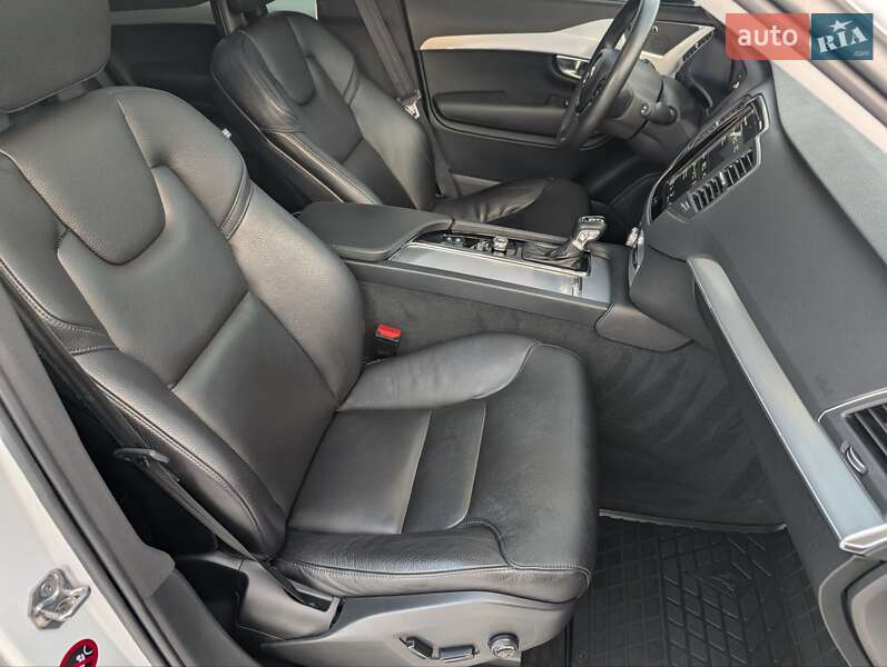 Внедорожник / Кроссовер Volvo XC90 2018 в Коломые